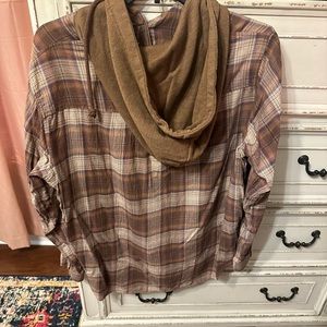 American Eagle hooded flannel